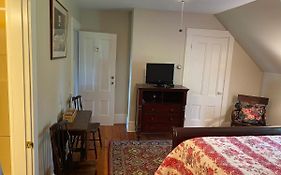James Place Inn Bed And Breakfast